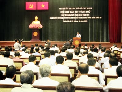Quán triệt, triển khai thực hiện Nghị quyết Trung ương 8 (khóa XI)