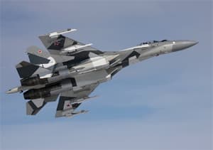Không quân Nga được bổ sung 12 máy bay tiêm kích Su-35