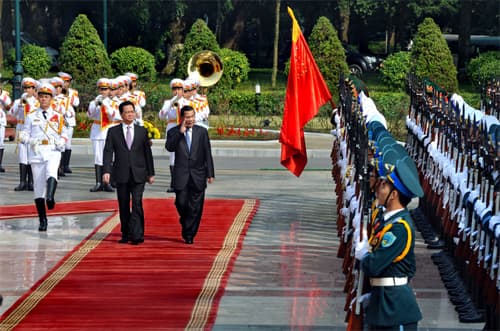 Lãnh đạo nước ta đón, tiếp và hội đàm với Thủ tướng Vương quốc Cam-pu-chia