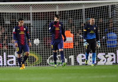 Phòng ngự, một môn học mà Barcelona còn mắc nợ