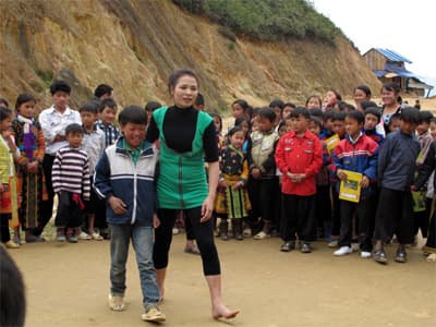 Kỳ I: Thương lắm, Háng Đồng ơi!