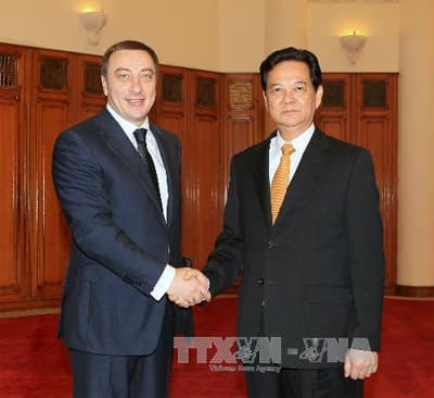 Thủ tướng Nguyễn Tấn Dũng tiếp Bộ trưởng Kinh tế Belarus