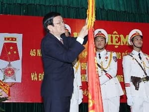 Chủ tịch nước Trương Tấn Sang dự lễ kỷ niệm 45 năm ngày thành lập Trường Trung cấp An ninh nhân dân I