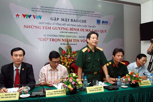 Cuộc thi viết “Những tấm gương bình dị mà cao quý” ngày càng có tính phát hiện