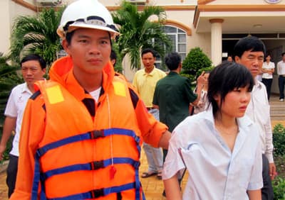 Bộ đội Biên phòng tiếp tục tìm 8 nạn nhân mất tích trong vụ chìm ca nô