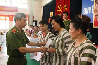 Các đơn vị, địa phương công bố Quyết định của Chủ tịch nước về đặc xá