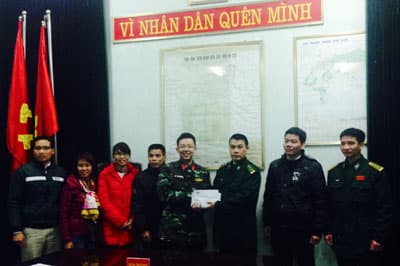 Bàn giao 240 triệu đồng xây dựng phòng bán trú ở Tả Ngải Chồ
