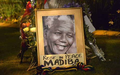 Nam Phi kỷ niệm một năm ngày mất của lãnh tụ Nelson Mandela