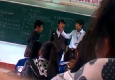 Sa thải thầy giáo bạo hành với học sinh