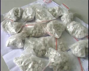 Bắt đối tượng vận chuyển gần 3.000 viên ma túy tổng hợp