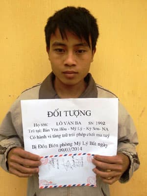 Bắt đối tượng mua ma túy về dùng và bán cho các con nghiện