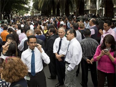Mexico lại rung chuyển vì động đất mạnh