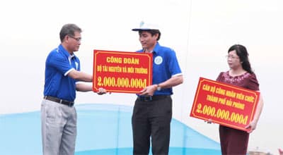 Đồng lòng bảo vệ biển, đảo quê hương