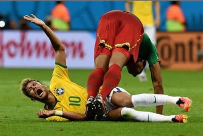 Neymar- siêu sao Brazil ăn vạ nhiều nhất ở World Cup 2014