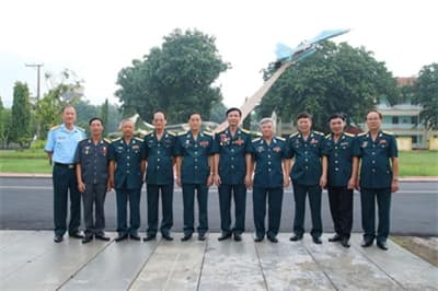 Kí ức về cuộc chuyển sân lịch sử