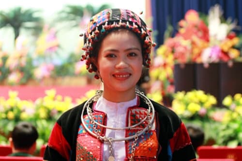 Cô giáo mang "phép màu" tới trẻ em vùng cao