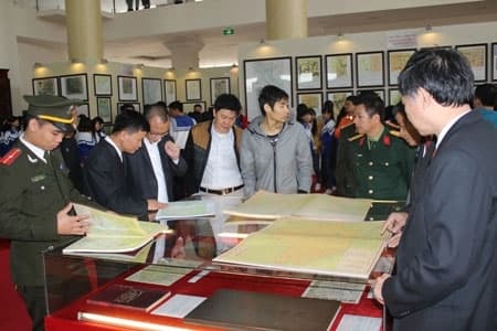 Triển lãm "Hoàng Sa, Trường Sa của Việt Nam- Những bằng chứng lịch sử và pháp lý"