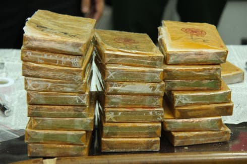 Kết án tử hình đối tượng mua bán trái phép 25 bánh heroin