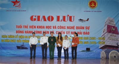 Tuổi trẻ Viện KH-CN quân sự đồng hành cùng cán bộ, chiến sĩ nơi hải đảo