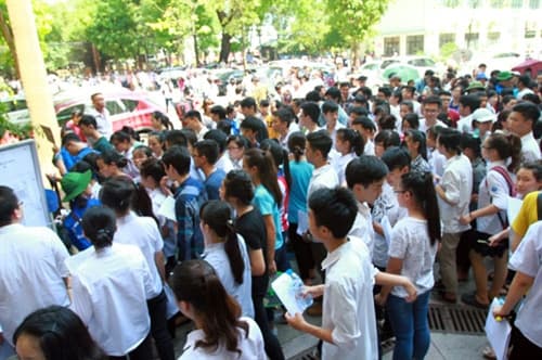 Hơn 95% thí sinh dự thi đánh giá năng lực và ngoại ngữ