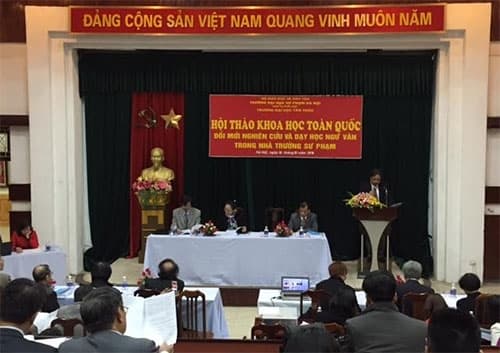 Đổi mới nghiên cứu và dạy học Ngữ văn trong nhà trường Sư phạm