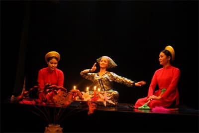 Giữ gìn nghệ thuật chầu văn