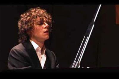 Tài năng piano Francesco Tristano biểu diễn tại Việt Nam