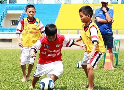 Cần xem xét lại việc đào tạo lứa cầu thủ U16  của VFF