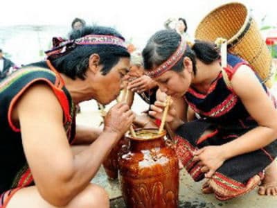 Lưu giữ "văn hóa rượu cần" ở các gia đình Đắk Nông