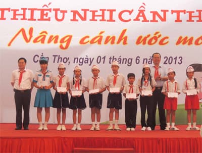 Ngày hội Thiếu nhi Cần Thơ năm 2013