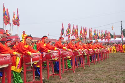 Văn hóa Việt: Không sợ mất gốc!