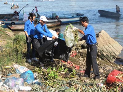 Gần 200.000 đoàn viên, thanh niên tham gia cuộc vận động “Tuổi trẻ chung tay xây dựng nông thôn mới”