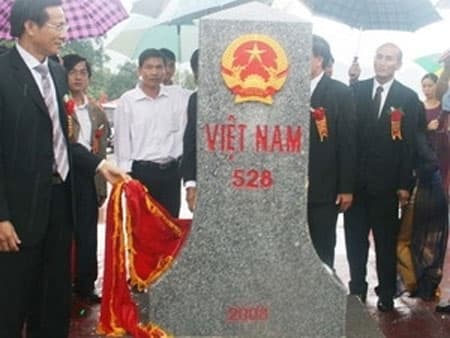 Bộ trưởng Ngoại giao Phạm Bình Minh: Hoàn thành công tác tăng dày và tôn tạo mốc biên giới Việt Nam - Lào trên thực địa