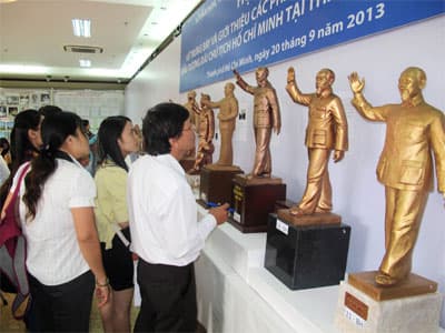TP Hồ Chí Minh: Trưng bày các mẫu dự thi sáng tác Tượng đài Chủ tịch Hồ Chí Minh