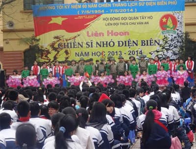 Tưng bừng liên hoan “Chiến sĩ nhỏ Điện Biên”