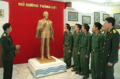 Nối tiếp mạch nguồn truyền thống ở 249