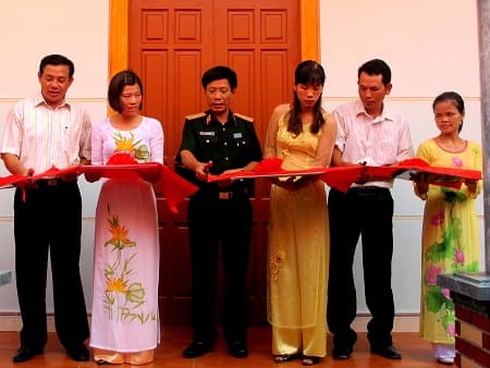 Học viện Quân y bàn giao nhà tình nghĩa
