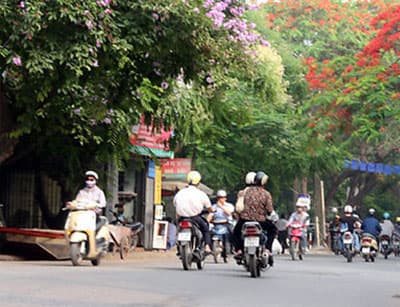 Bắc bộ chuyển nắng, Đông Nam bộ đề phòng mưa lớn gây ngập úng