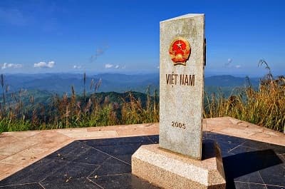Ngắm nắng sớm A Pa Chải