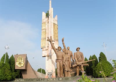 Cảm thức bên dòng Lô Giang