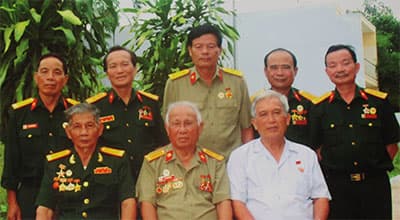 Đặc công phục kích, thọc sâu