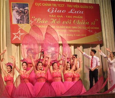 Nhiều hoạt động tưởng nhớ, tôn vinh Chủ tịch Hồ Chí Minh