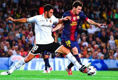 Barca ngậm ngùi chia điểm với Valencia