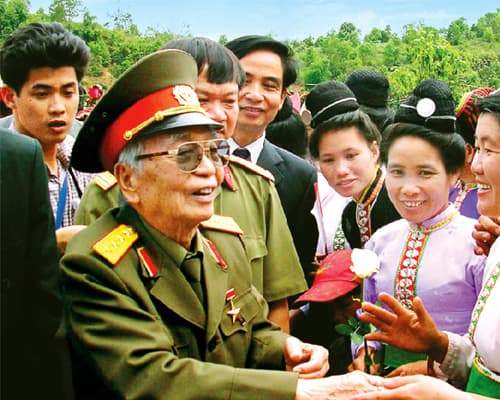 Trên đồi A1 nghĩ về Vũng Chùa