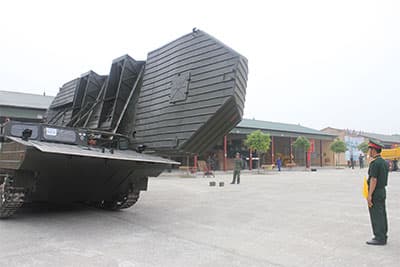 Cán bộ kỹ thuật công binh sôi nổi đua tài