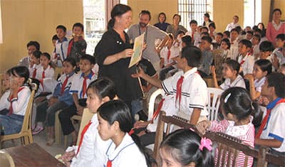 “Chuyến tàu kể chuyện” lên miền Tây Bắc