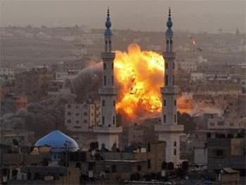 Israel phá hủy trung tâm truyền thông tại dải Gaza