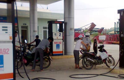 Cuối năm 2015, tất cả phương tiện cơ giới được dùng xăng E5