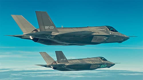 F-35 dành cho Canada tiếp tục tăng giá