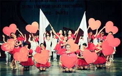 20 năm Trung tâm nghệ thuật tình thương